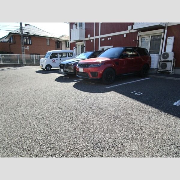 ロッソ 駐車場(要空き確認)