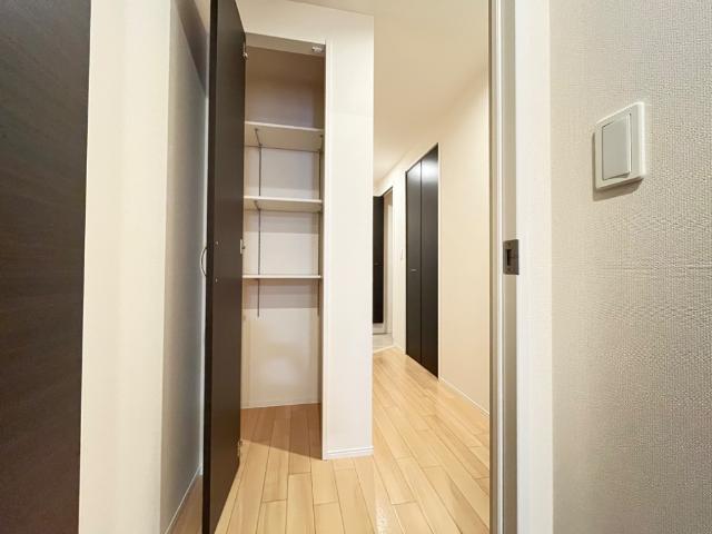 ジョリーメゾン（Ｊｏｌｉｅ　Ｍａｉｓｏｎ）201号室 収納