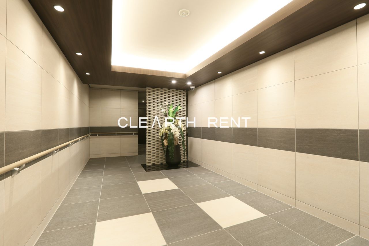 コンシェリア中野弥生町 ＴＨＥ ＲＥＳＩＤＥＮＣＥ3階 毎日通るエントランスはこのようになっています