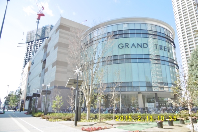 Ｓｑｕａｒｅ　Ｏｎｅ 【ショッピングセンター】グランツリー武蔵小杉まで831ｍ