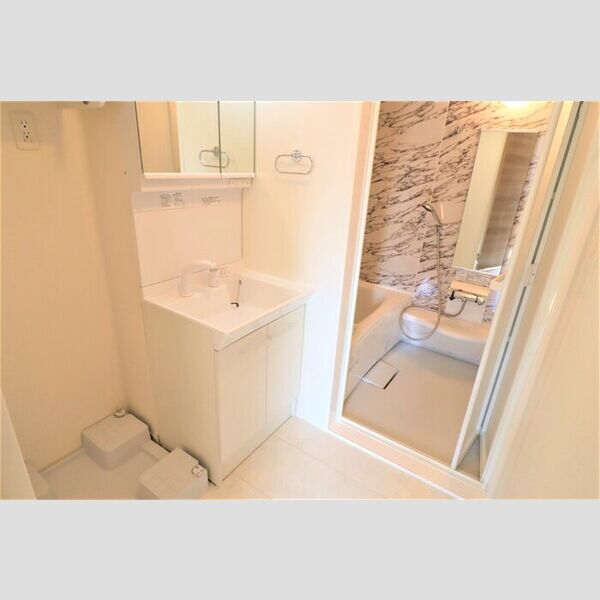 ラ・カーサ　グリシーナ 洗髪洗面化粧台