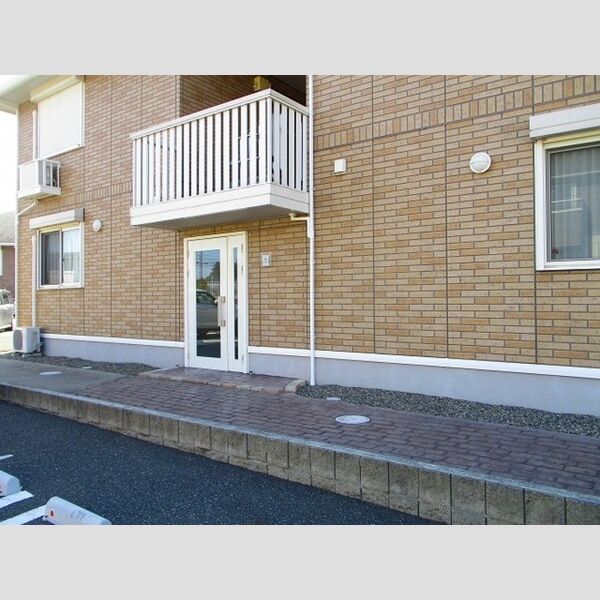 リビングタウンほたる野　E エントランス