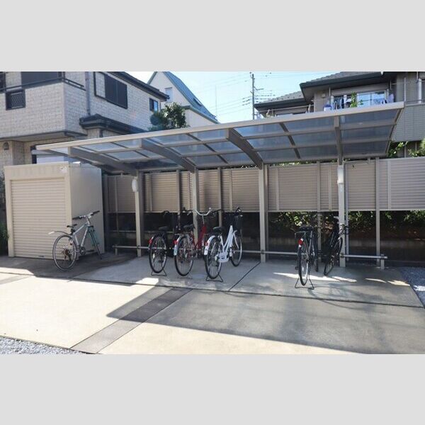 セレジェイラ 駐輪場