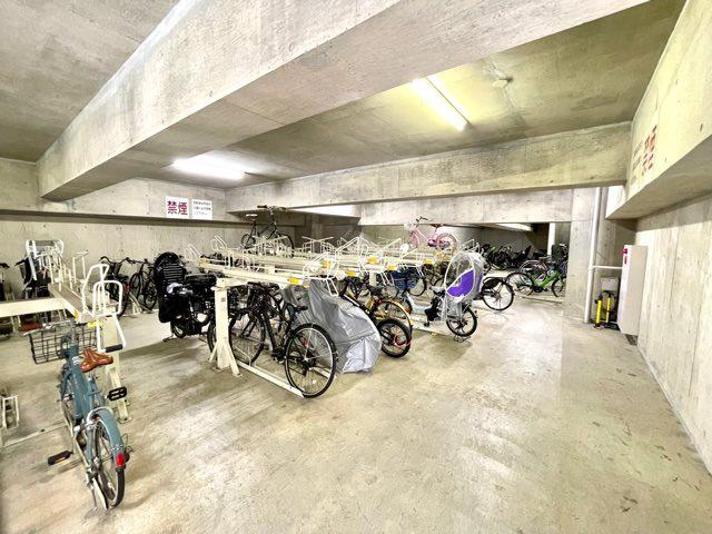 レジディア目白9階 同建物別部屋の参考画像