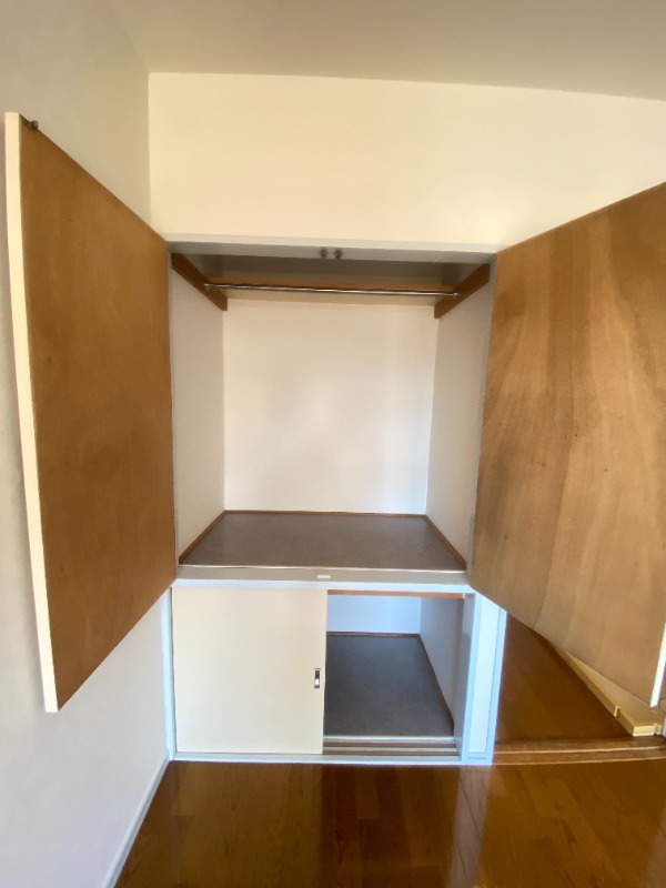 第2レジデンス初 収納