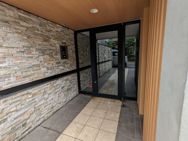 リーガランド大岡山203号室 エントランス