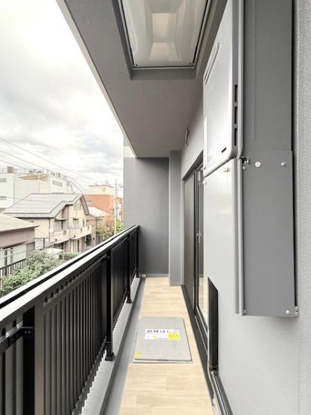 エレミ本蓮沼3階 リビング