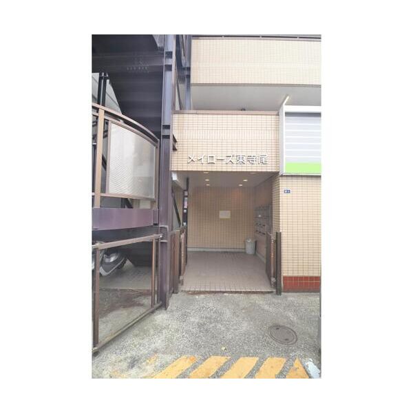 メイローズ東寺尾301号室 エントランス