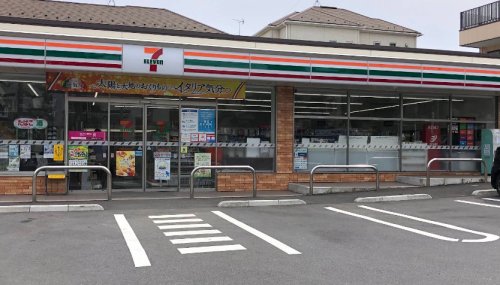 田中2丁目賃家 【コンビニエンスストア】セブンイレブン 横浜洋光台中央店まで461ｍ