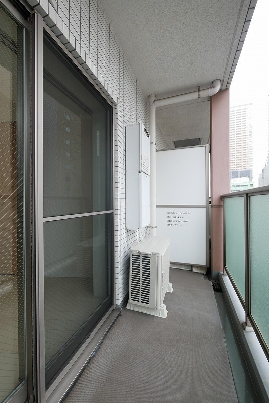 ＡＲＴＥＳＳＩＭＯ　ＬＩＮＫ　ＣＲＯＳＳ4階 内観