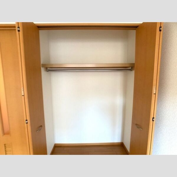 ズオン・ゼロ307号室 クローゼット