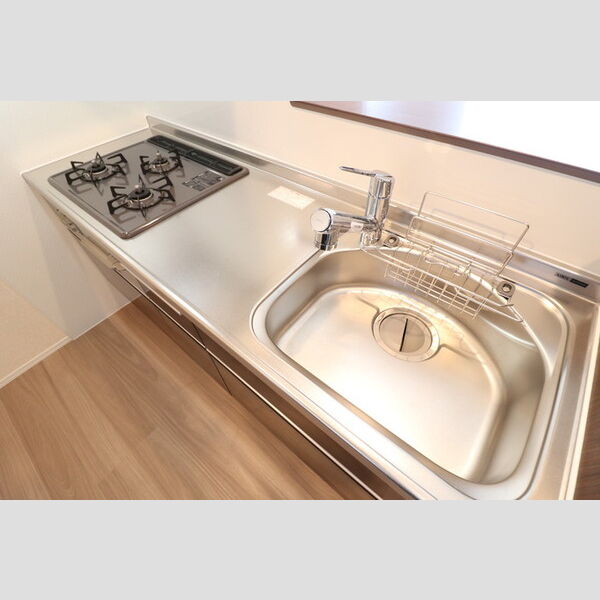 メゾン ド 常盤202号室 システムキッチン