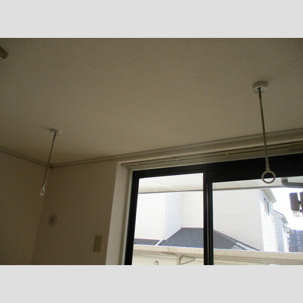 フェニックスA102号室 室内物干し