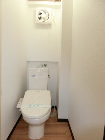 ニューポーロウニア 別部屋参考写真です。