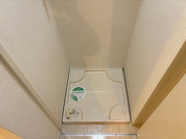ドルチェ東京府中・弐番館5階 室内洗濯機置場