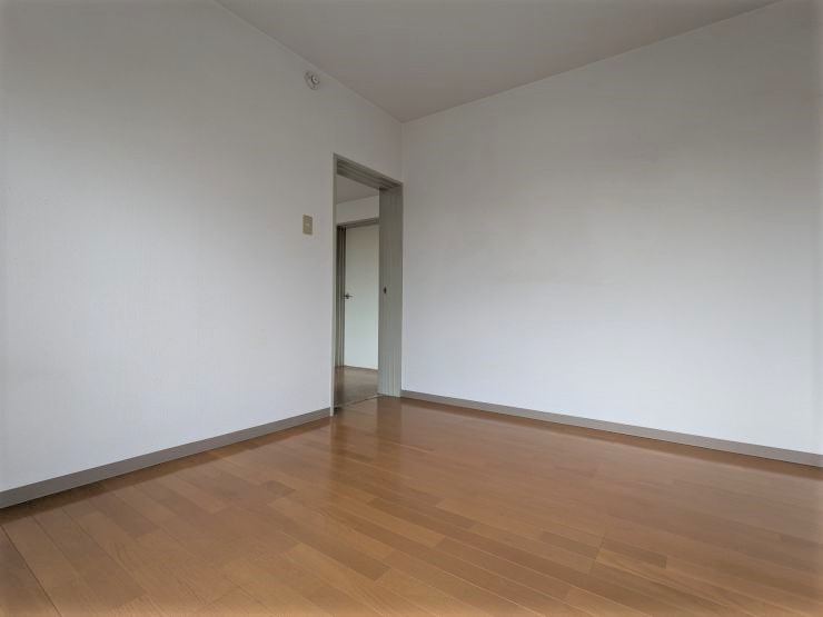 ワイケービー桜台 リビング