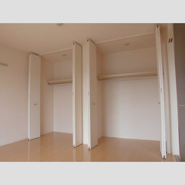 ウィステリア クローゼット