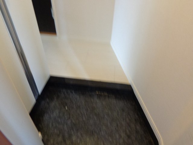 オネスティ桜ヶ丘 玄関