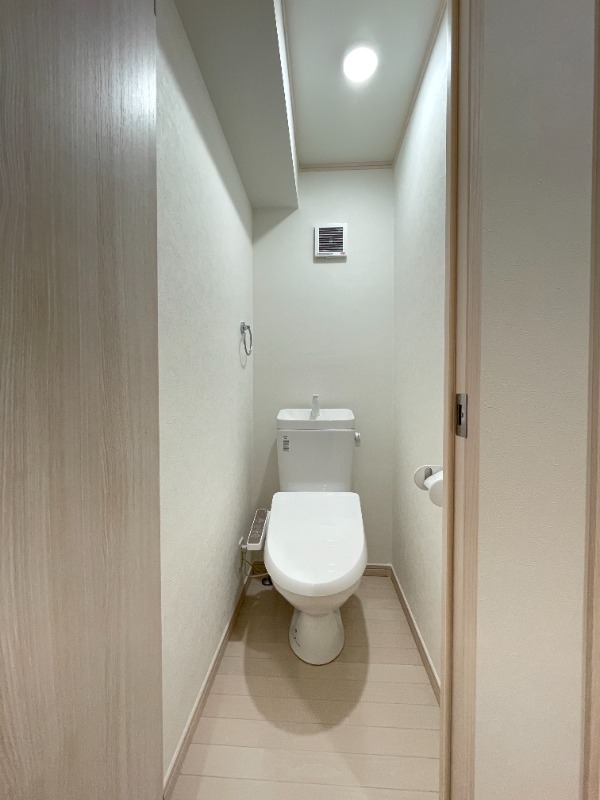 Well-being八幡山1階 トイレ