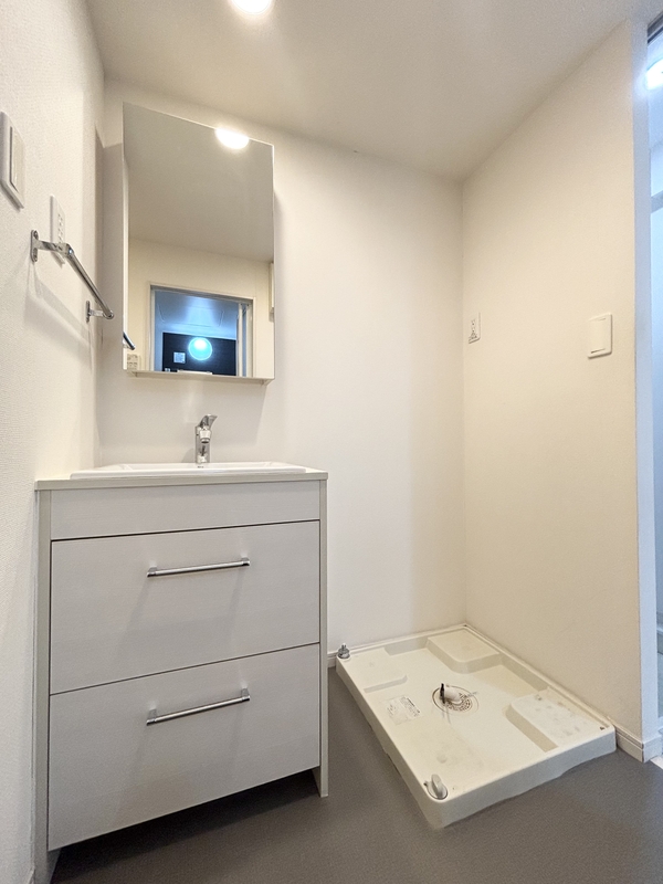 リブリ・み ら い1階 洗面