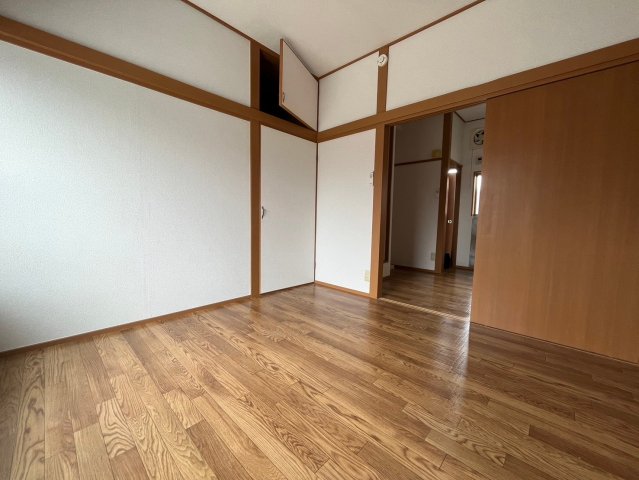 第一越後荘202号室 リビング