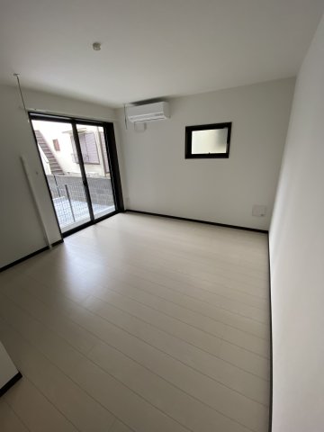 302号室