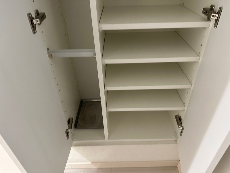 CREAL渋谷笹塚2階 下足入れ