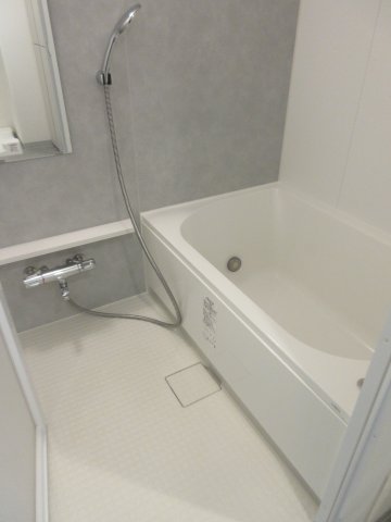 びゅうリエット横浜平沼704号室 ※別号室の参考写真です(現況優先・仕様違いの場合あり)