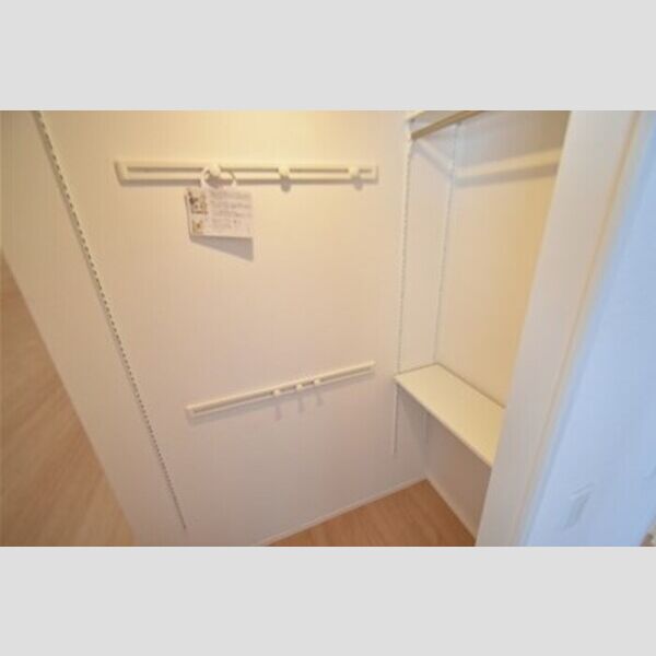 マーリエ　Ⅰ301号室 ワンステップクローゼット