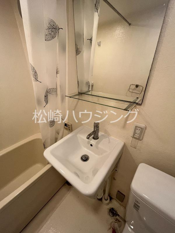 SMI RE STAY TOKYO　A1階 洗面