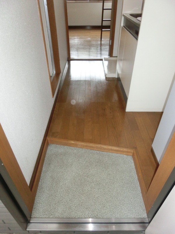 グランドール皆川 玄関