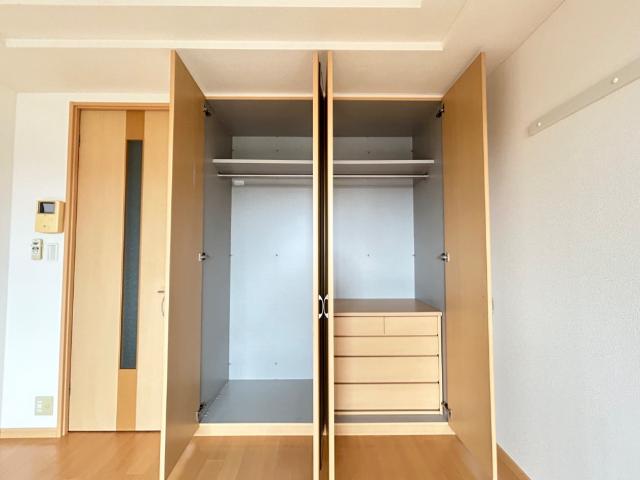 ペティハウス弐番館302号室 クローゼット
