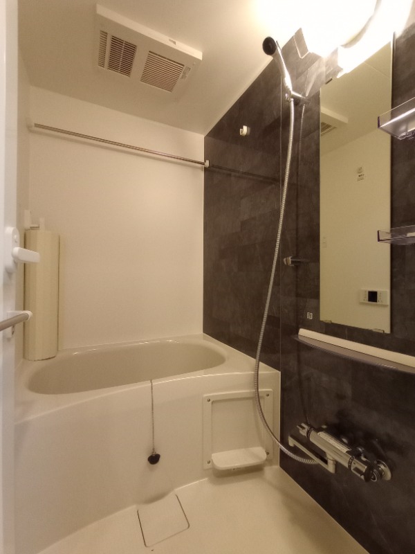 クレイシアIDZ祐天寺9階 お風呂