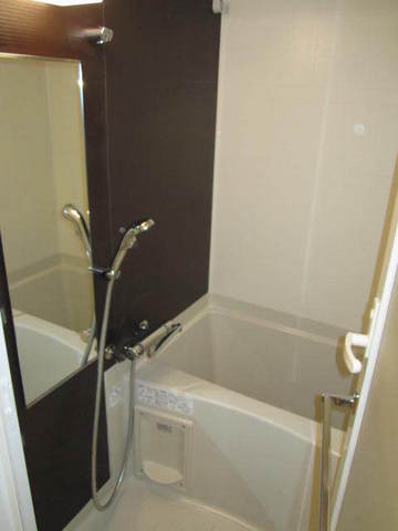 ガーラ・グランディ横濱桜木町 浴室乾燥機付きバス