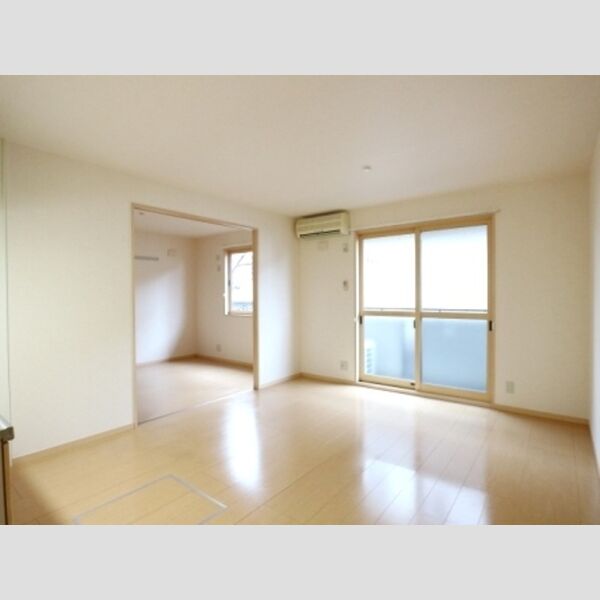 ルミエールW リビング1