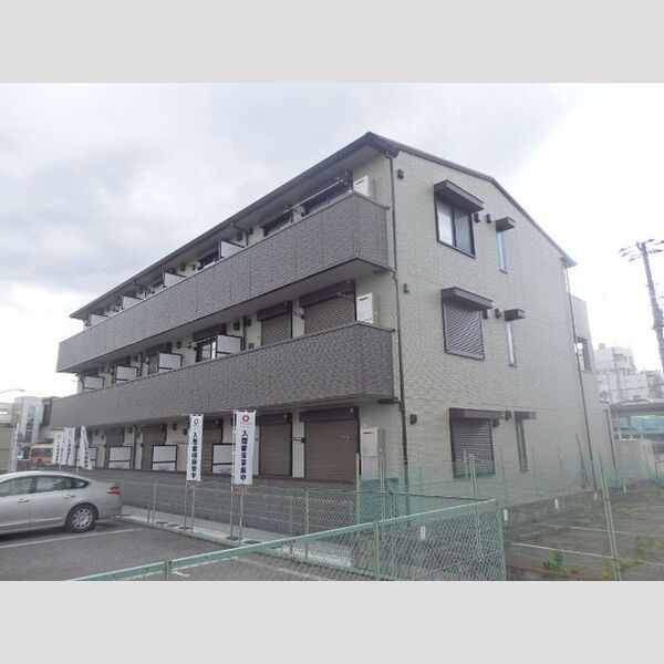 レーヴの外観画像