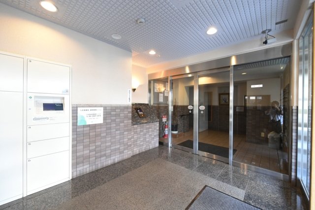 Ｓ・フラット吉祥寺 エントランス