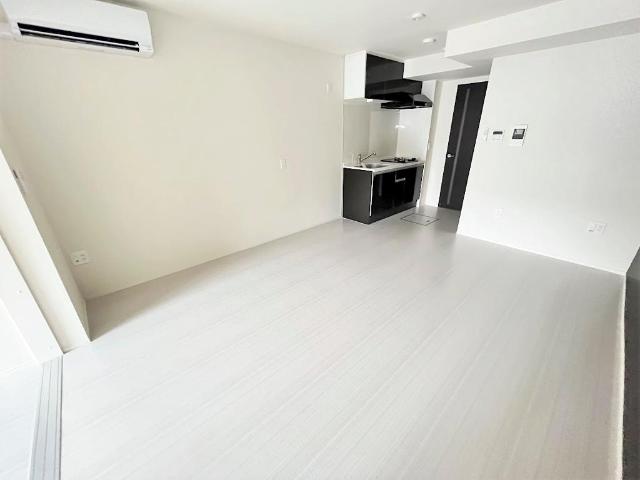 リオグランデ東戸塚101号室 リビング