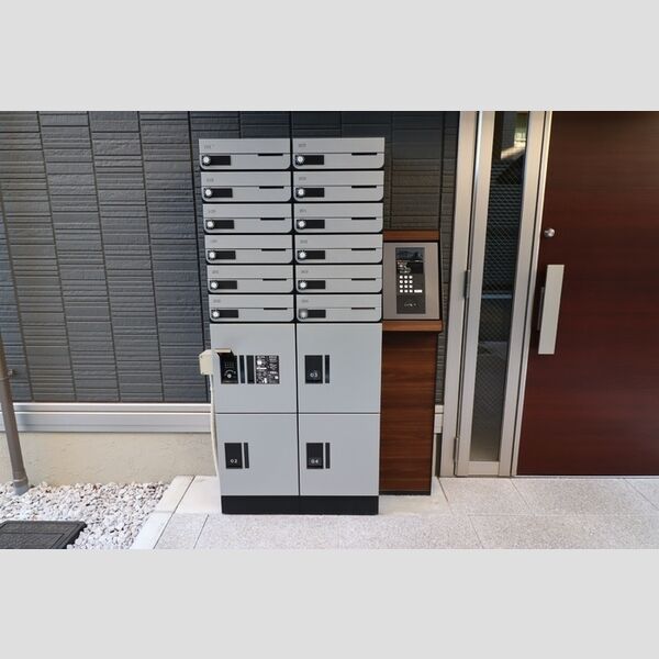 TORISIA YH 宅配ボックス