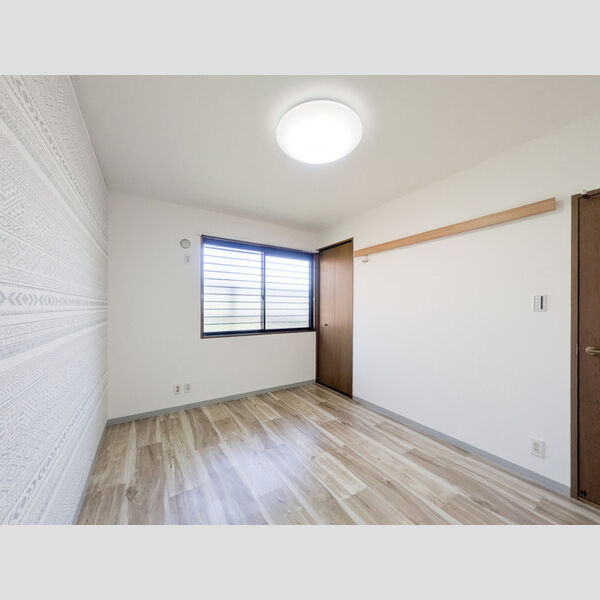 ユニフローラ205号室 洋室(約6帖)