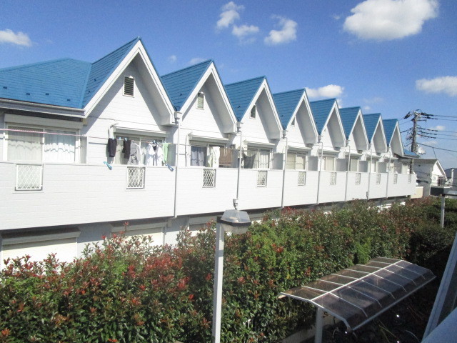 コリーヌ・F2階 外観