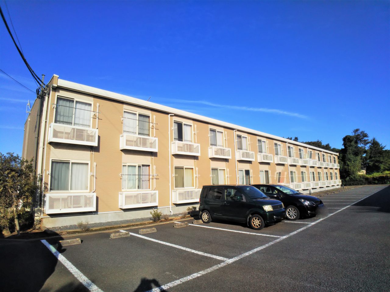 レオパレスアルバトーレの外観画像