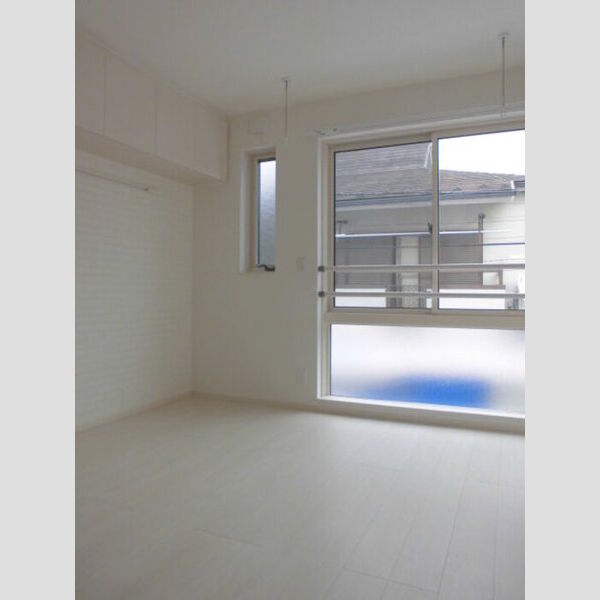 フェアハウス201号室 リビング