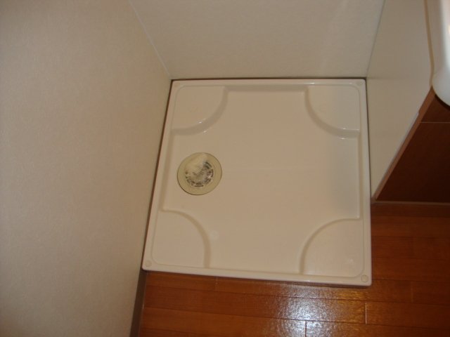 サンパティーク102号室 洗濯機置場