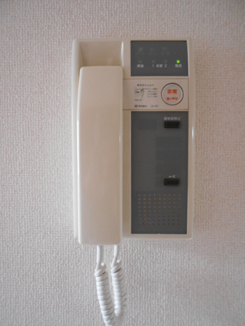 ルミエール反町0302号室 セキュリティ