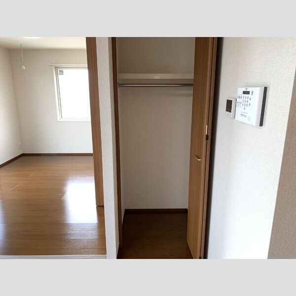 Bricks Lake Town103号室 クローゼット