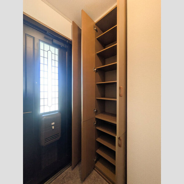 パティオ大宮202号室 玄関