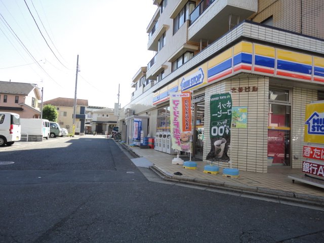 アルデバラン３４８203号室 ミニストップ芝久保2丁目店まで1,507ｍ