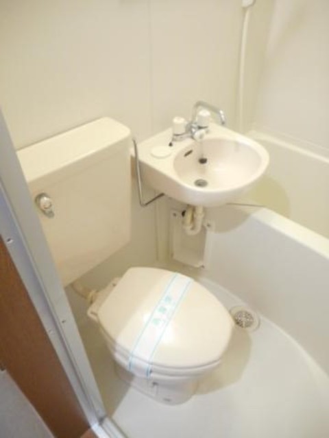 アーバンスクエア東大前Ⅱ0205号室 トイレ