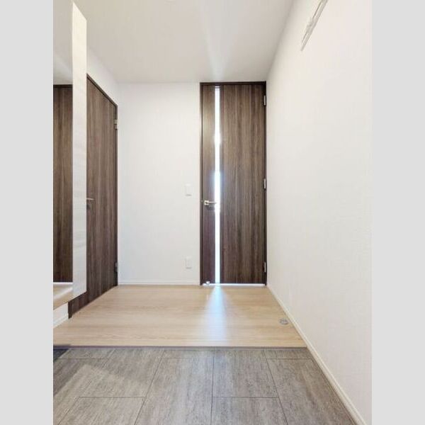 カサベルテ鹿骨 玄関